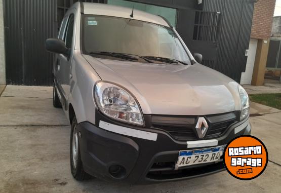 Utilitarios - Renault Kangoo 1.6 Express 2018 Nafta 174000Km - En Venta