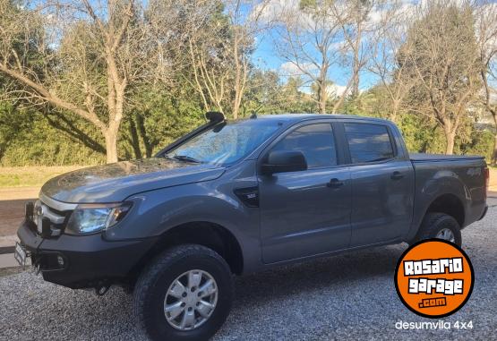 Camionetas - Ford RANGER 3.2 XLS 4X4 2014 Diesel 200000Km - En Venta