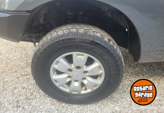 Camionetas - Ford RANGER 3.2 XLS 4X4 2014 Diesel 200000Km - En Venta