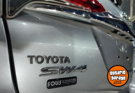 Camionetas - Toyota SW4 SRX 2.8 7 ASIENTOS AT 2017 Diesel 140000Km - En Venta