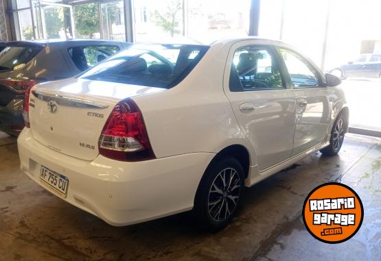 Autos - Toyota Etios 2023 Nafta 66000Km - En Venta