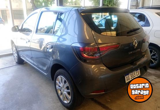 Autos - Renault Sandero 2023 Nafta 60000Km - En Venta
