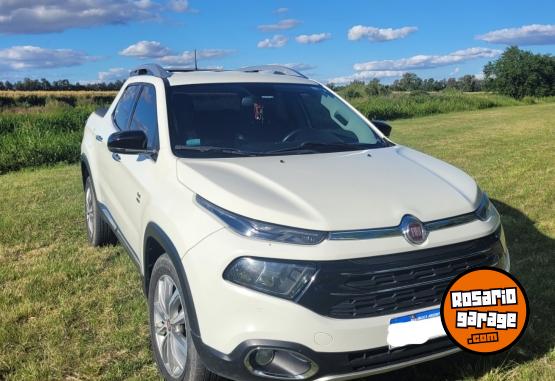 Camionetas - Fiat Toro Volcano 4X4 FULL 2018 Diesel 103000Km - En Venta