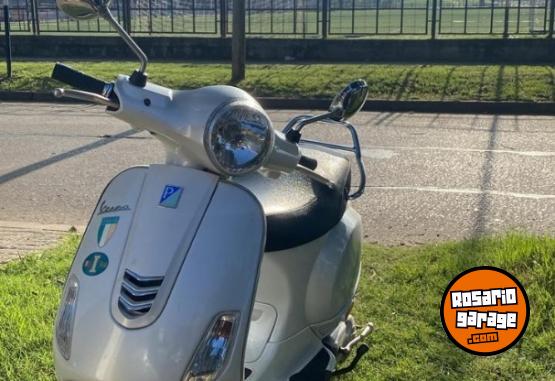 Motos - Vespa Vxl 150 2022 Nafta 11300Km - En Venta