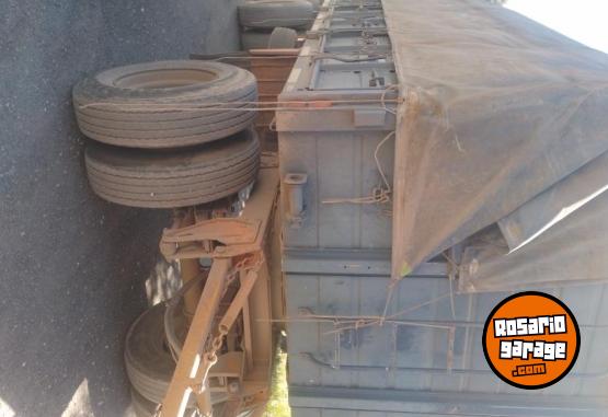 Camiones y Grúas - Vendo Acoplado Helvetica 1990 - En Venta