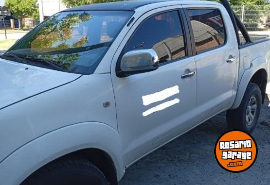 Camionetas - Toyota Hilux 4x2 SR C/AB 3.0 2011 Diesel 341000Km - En Venta