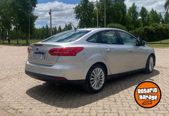 Autos - Ford Focus III Titanium AT 2018 Nafta 99500Km - En Venta