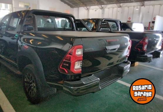 Camionetas - Toyota HILUX GR S OKM 2023 NEGRA 2023 Diesel 10Km - En Venta