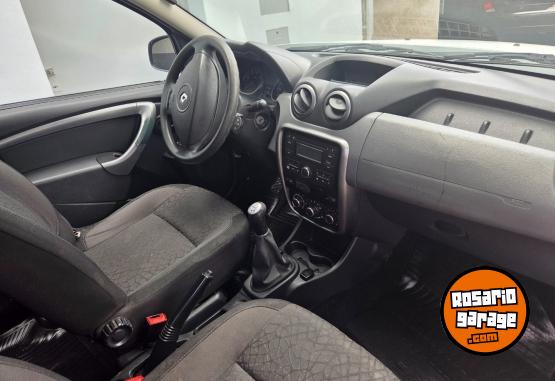 Autos - Renault Duster 2013 GNC 153000Km - En Venta
