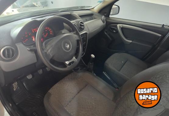 Autos - Renault Duster 2013 GNC 153000Km - En Venta