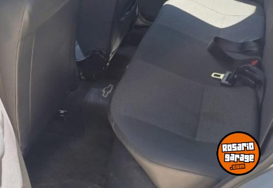 Autos - Chevrolet CLASSIC 2016 Nafta 103120Km - En Venta