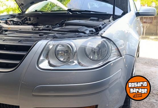 Autos - Volkswagen Bora 2010 Nafta 122000Km - En Venta