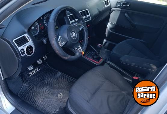 Autos - Volkswagen Bora 2010 Nafta 122000Km - En Venta