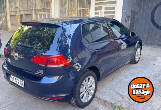 Autos - Volkswagen Golf confortline 1.4 TSI 2017 Nafta 126000Km - En Venta