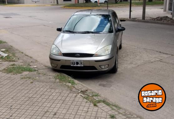 Autos - Ford Focus Ambiente 1.8 2003 Nafta 169000Km - En Venta