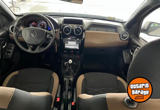 Camionetas - Renault Duster Privilege 2016 Nafta 74329Km - En Venta