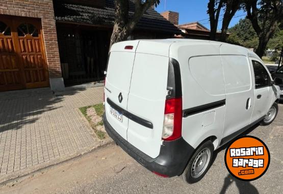 Utilitarios - Renault Kangoo 2019 Nafta 77000Km - En Venta