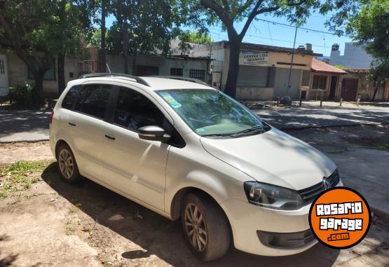 Autos - Volkswagen Suran treedline 2013 GNC 150000Km - En Venta