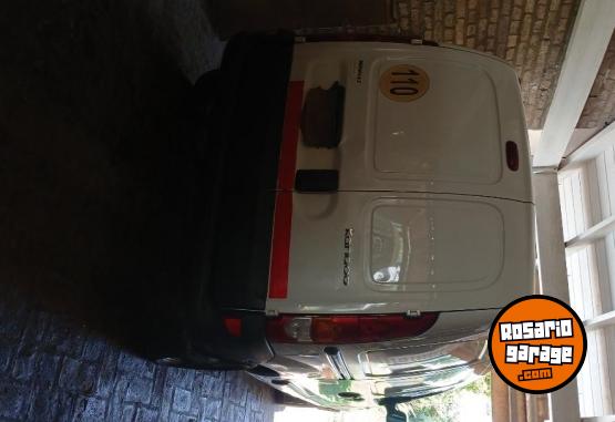 Utilitarios - Renault KANGOO 2014 GNC 225000Km - En Venta