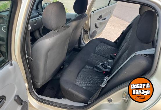 Autos - Renault Clio 2012 Nafta 200000Km - En Venta