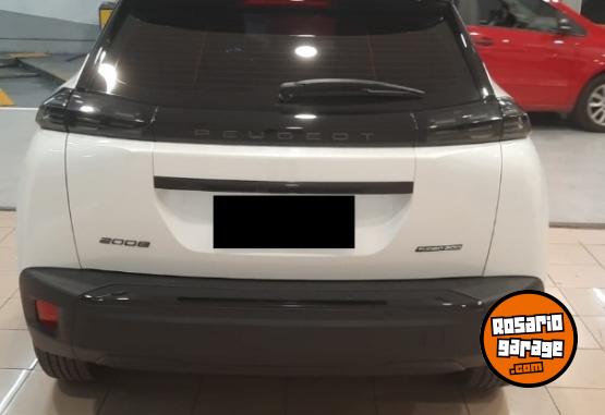 Autos - Peugeot 2008 GT AT 2024 Nafta 6500Km - En Venta