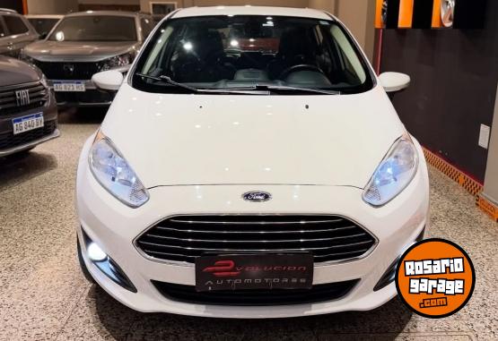 Autos - Ford FIESTA TITANIUM 2014 Nafta 127000Km - En Venta