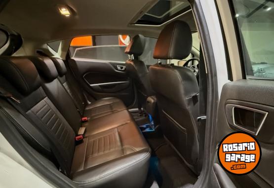 Autos - Ford FIESTA TITANIUM 2014 Nafta 127000Km - En Venta