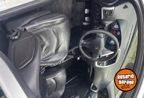 Autos - Peugeot 207 2012 Nafta 138000Km - En Venta