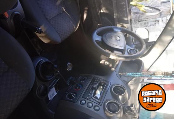 Autos - Ford Fiesta ambiente 2006 Nafta 210000Km - En Venta