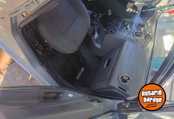 Autos - Ford Fiesta ambiente 2006 Nafta 210000Km - En Venta