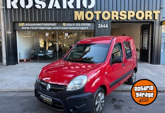 Utilitarios - Renault Kangoo 2014 GNC 140000Km - En Venta