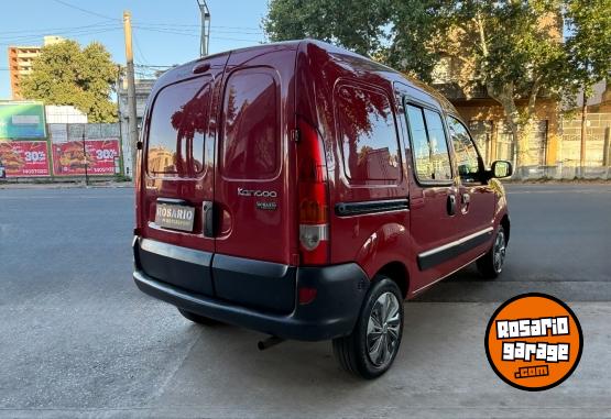 Utilitarios - Renault Kangoo 2014 GNC 140000Km - En Venta