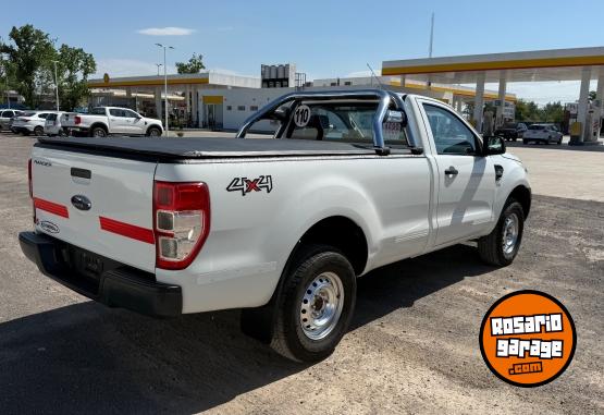 Camionetas - Ford Ranger 4x4 cabina simple 2017 Diesel 163000Km - En Venta