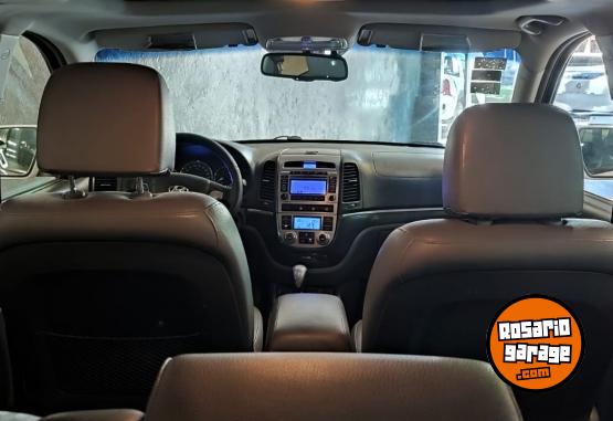 Camionetas - Hyundai SANTA FE 2012 Nafta 193000Km - En Venta