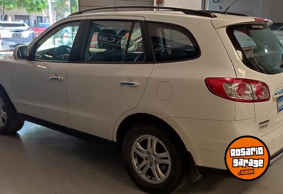 Camionetas - Hyundai SANTA FE 2012 Nafta 193000Km - En Venta