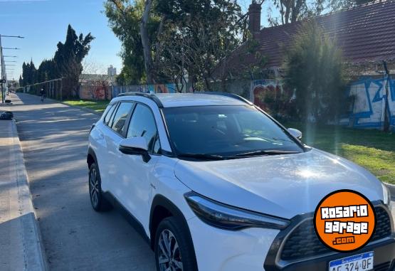 Autos - Toyota COROLLA CROSS XEI HEV 1.8 2022 Electrico / Hibrido 60000Km - En Venta