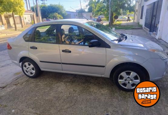 Autos - Ford Fiesta 2008 GNC 215000Km - En Venta