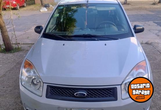 Autos - Ford Fiesta 2008 GNC 215000Km - En Venta