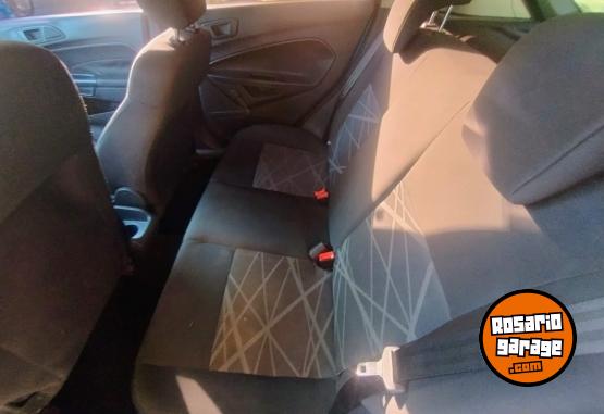 Autos - Ford FIESTA 2016 Nafta 120000Km - En Venta