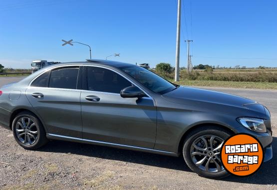 Autos - Mercedes Benz C200 2018 Nafta 130000Km - En Venta