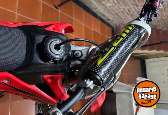 Motos - Honda Crf 2004 Nafta 2000Km - En Venta