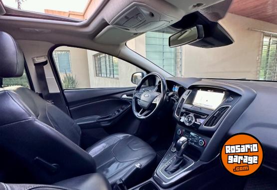 Autos - Ford Focus Titanium 2016 Nafta 116000Km - En Venta