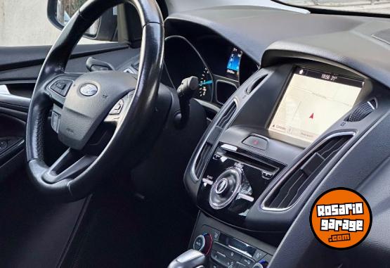 Autos - Ford Focus Titanium 2016 Nafta 116000Km - En Venta