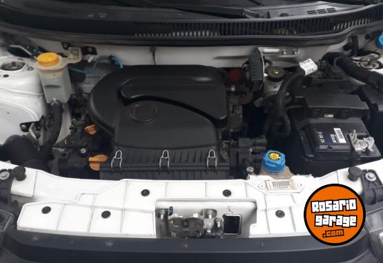 Autos - Fiat Mobi 2017 Nafta 80600Km - En Venta