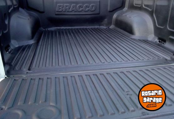 Camionetas - Volkswagen AMAROK 2.0 TDI D/C 4x2 2021 Diesel 81000Km - En Venta