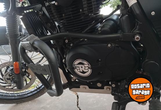 Motos - Royal Enfield Himalayan 2023 Nafta 13000Km - En Venta