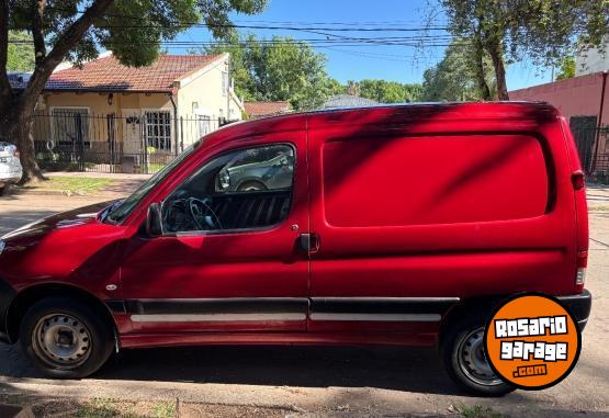Utilitarios - Peugeot Partner 2013 Nafta 218000Km - En Venta