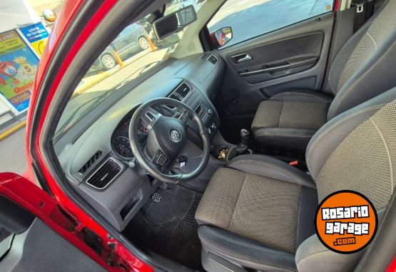 Autos - Volkswagen Suran 2011 GNC 135000Km - En Venta