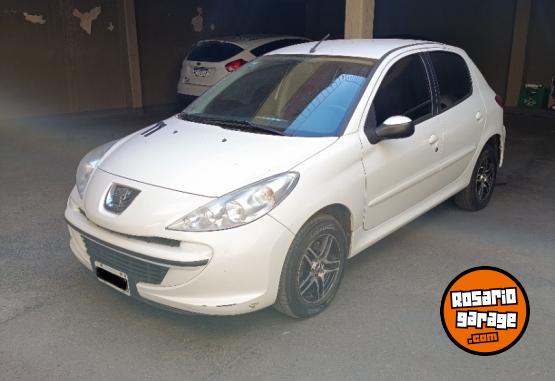 Autos - Peugeot 207 2014 Nafta 116000Km - En Venta