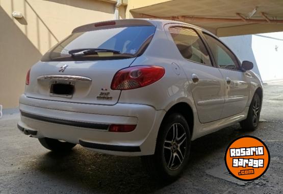 Autos - Peugeot 207 2014 Nafta 116000Km - En Venta